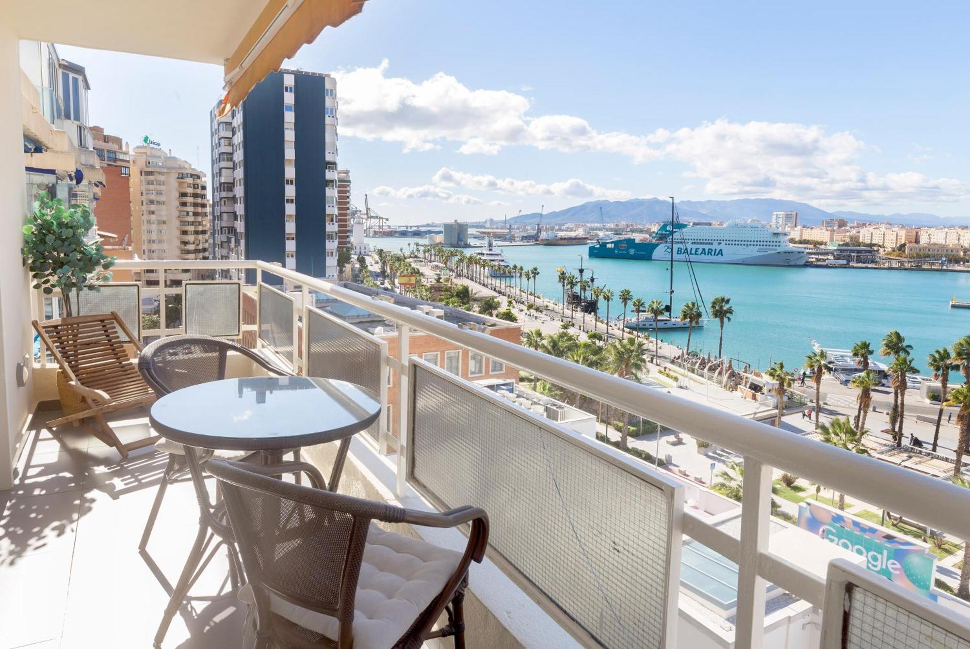 La Marina Suite Malaga Exterior photo