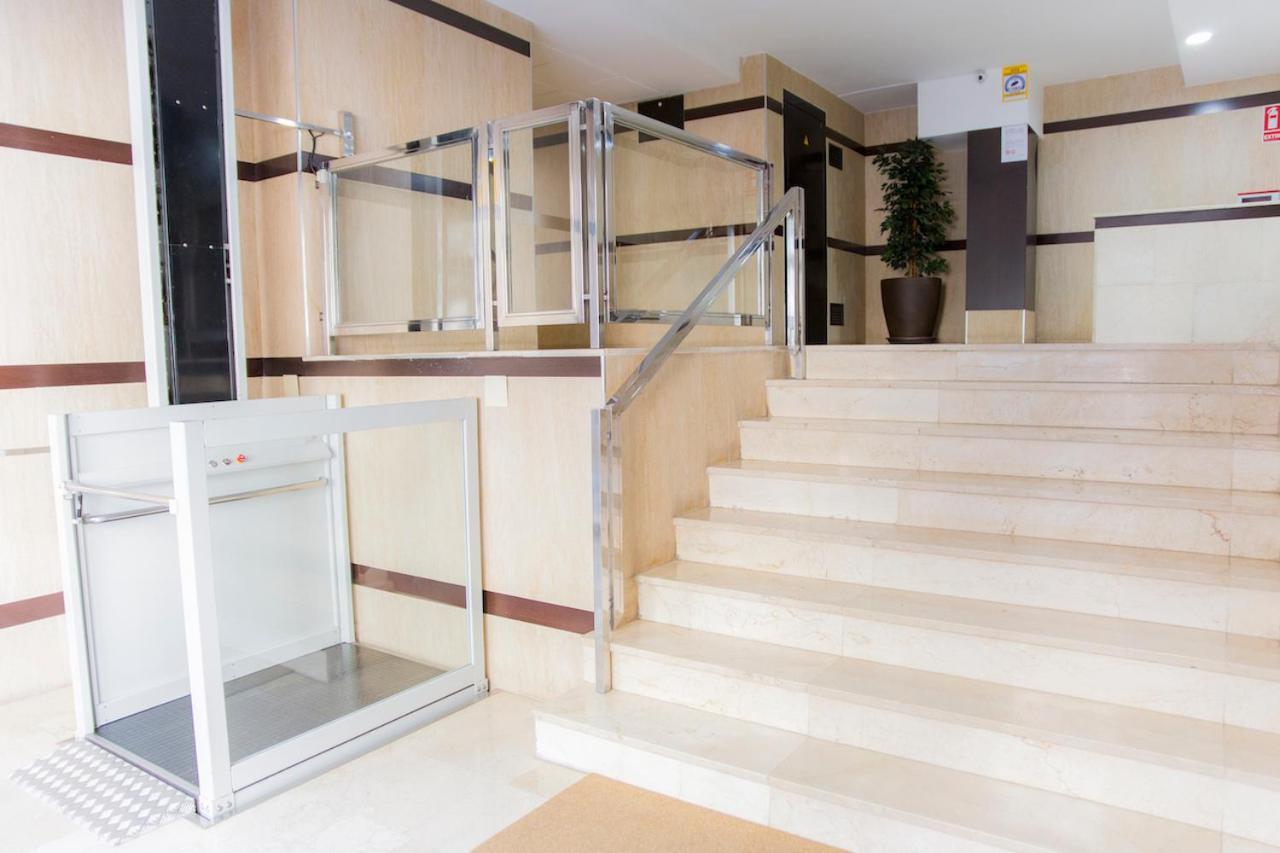La Marina Suite Malaga Exterior photo